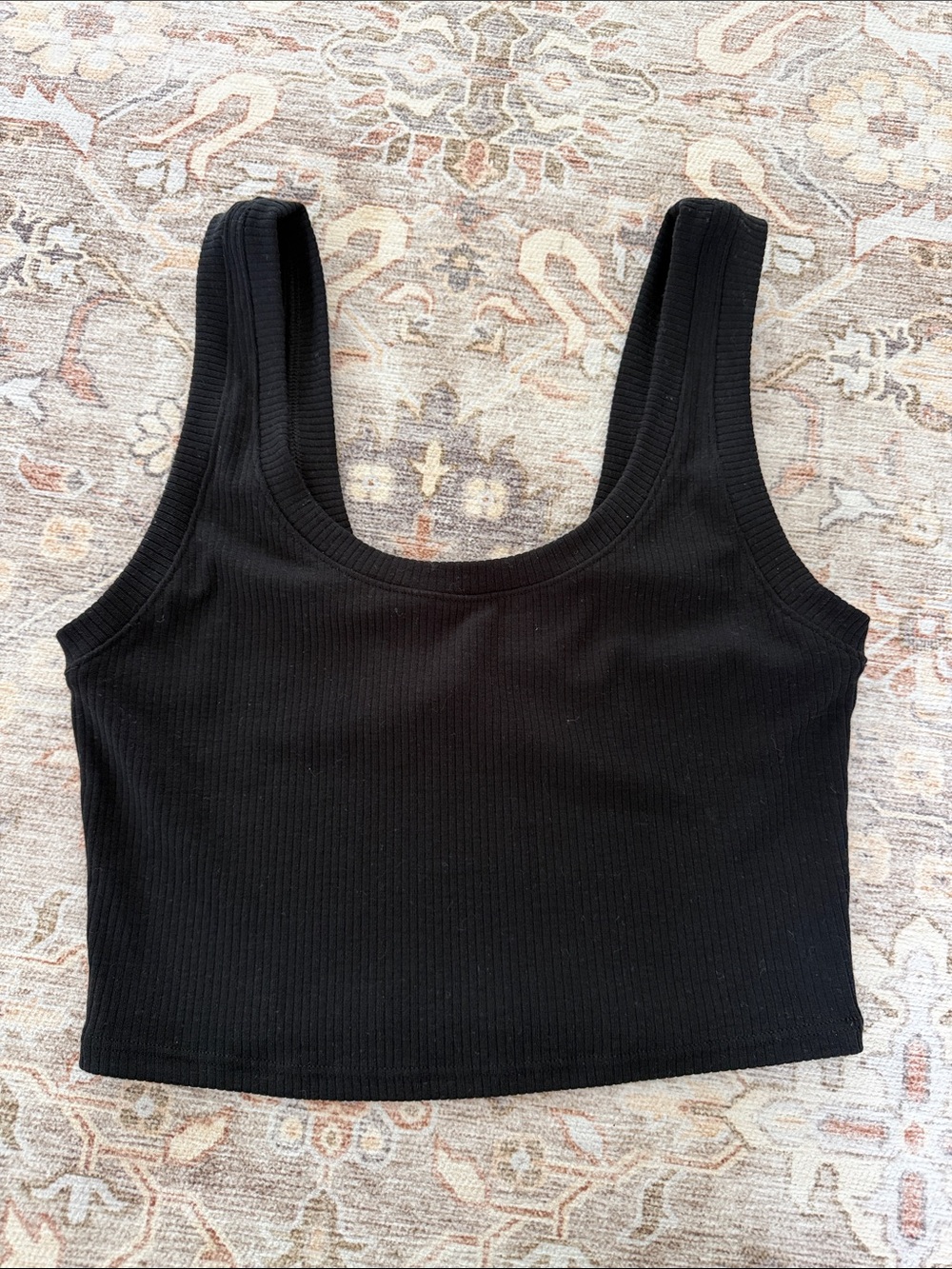Alo Black Ribbed Crop Tank Top - Women